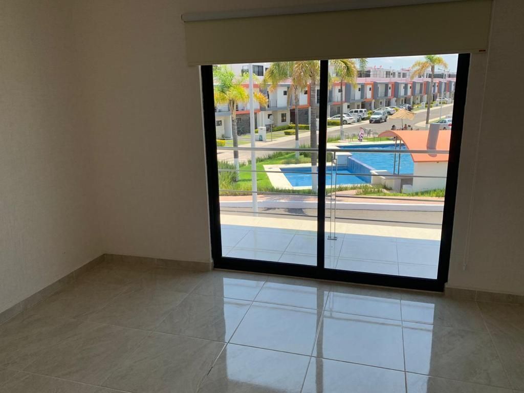 amplia-casa-en-condominio-con-amenidades4-23752