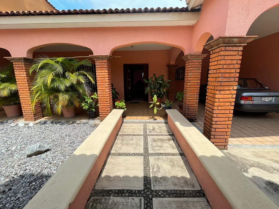 amplia-y-bonita-casa-en-venta-en-comala-colima-precio-rebajado3-24362