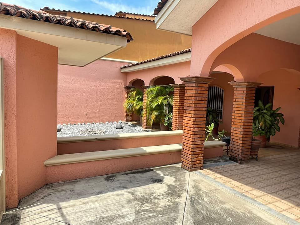 amplia-y-bonita-casa-en-venta-en-comala-colima-precio-rebajado44-24362