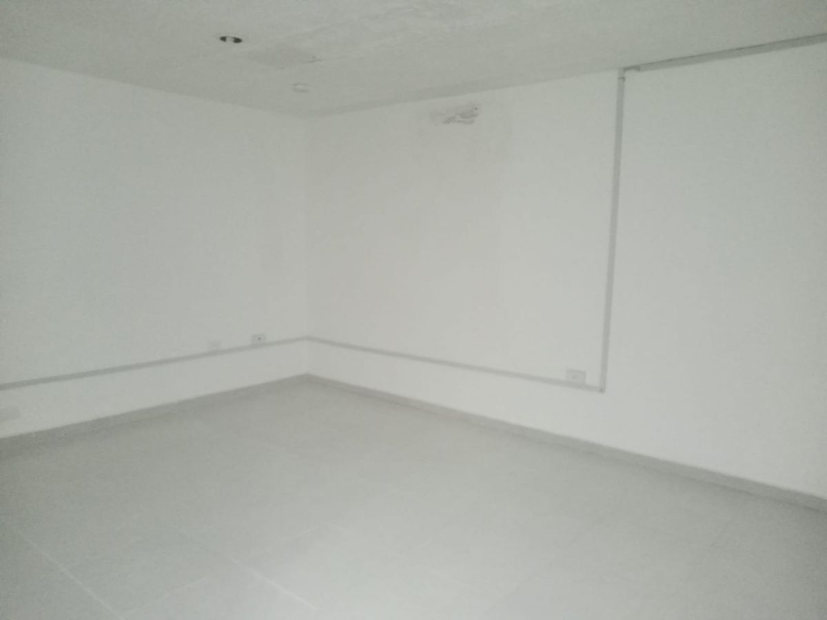 amplio-edificio-zona-centro-ideal-para-giros-educacion7-18088