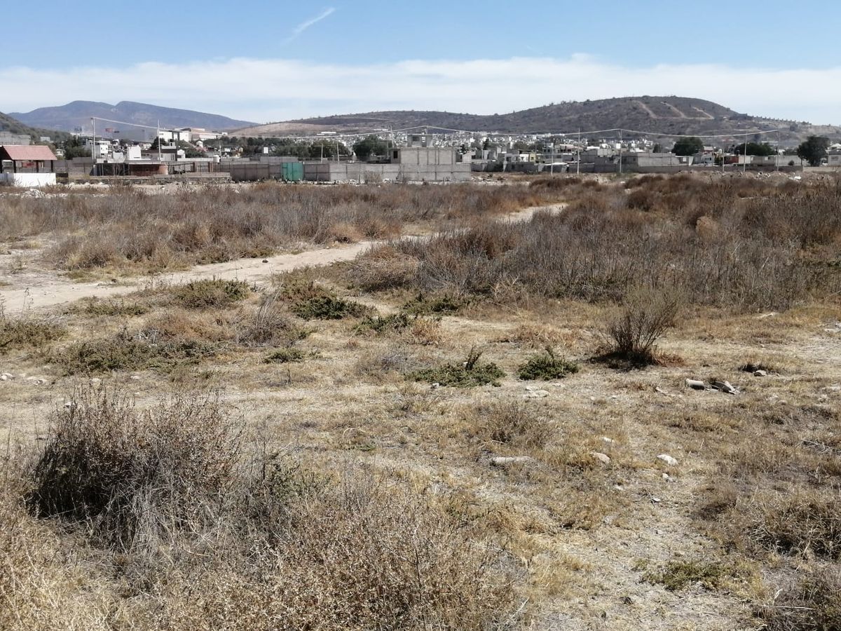 APROVECHA TERRENO EN EL SAUCILLO A UN COSTADO CARRETERA PACHUCA CD. SAHAGUN.