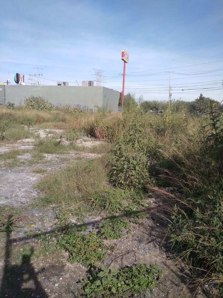 bien-localizado-terreno-comercial--en-renta-apodaca-a-unos-pasos-de-sendero3-31309