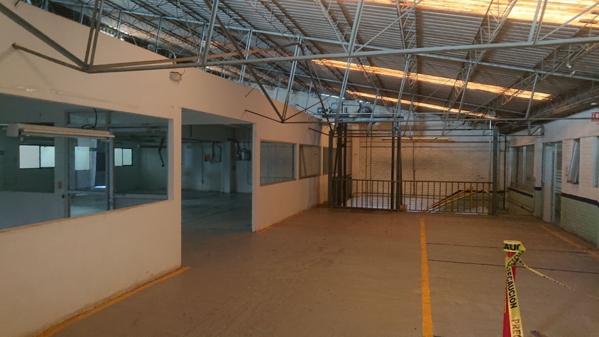 Bodega - Acatl  - RENTA  - 5,100 m2