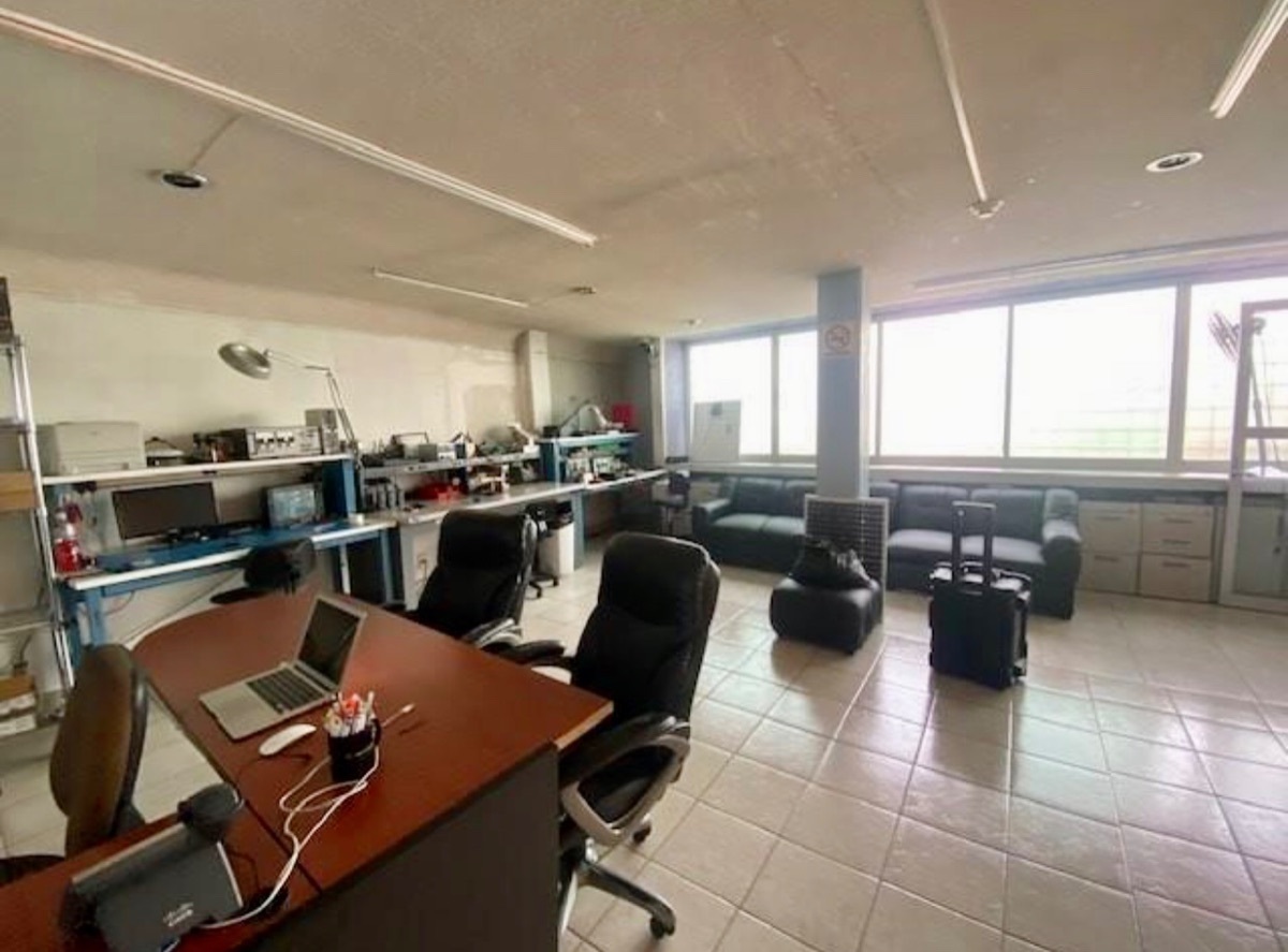 bodega-con-oficinas-en-venta-sobre-circuito-interior-cerca-del-aeropuerto-cdmx3-14666