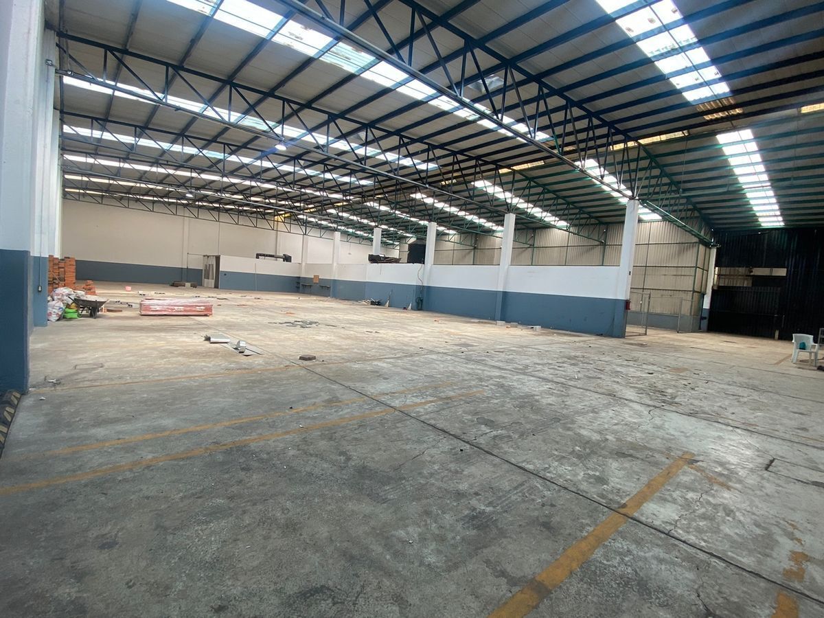 Bodega en Iztapalapa - 1500 m2