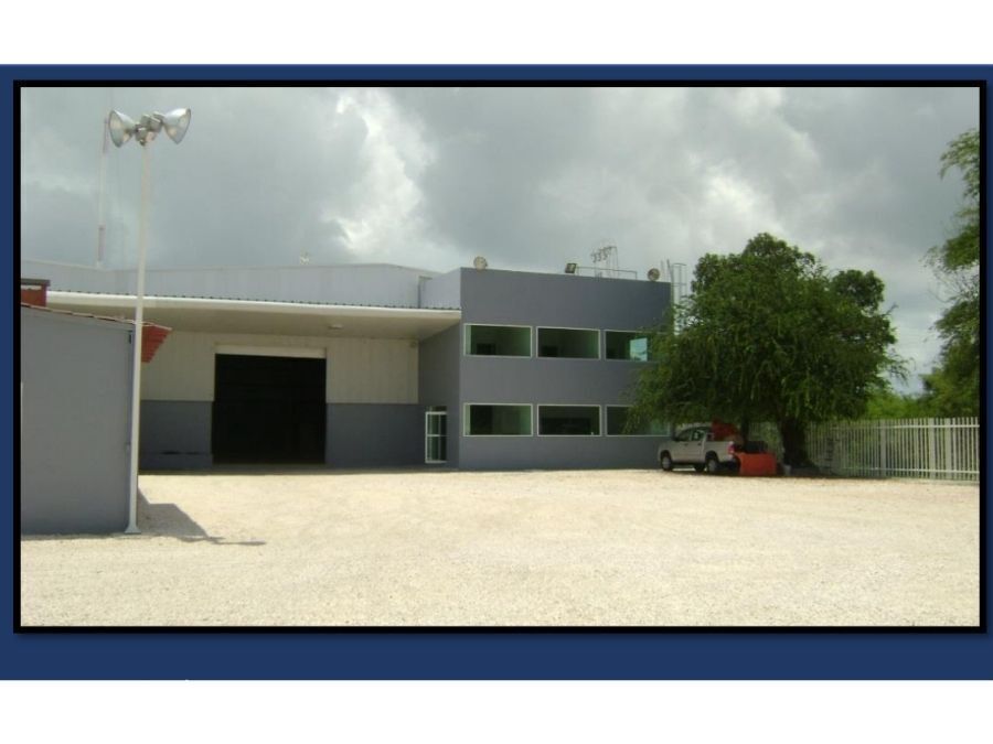 Bodega Industrial en Renta en la Av.  Edzna, Mundo Maya, CME