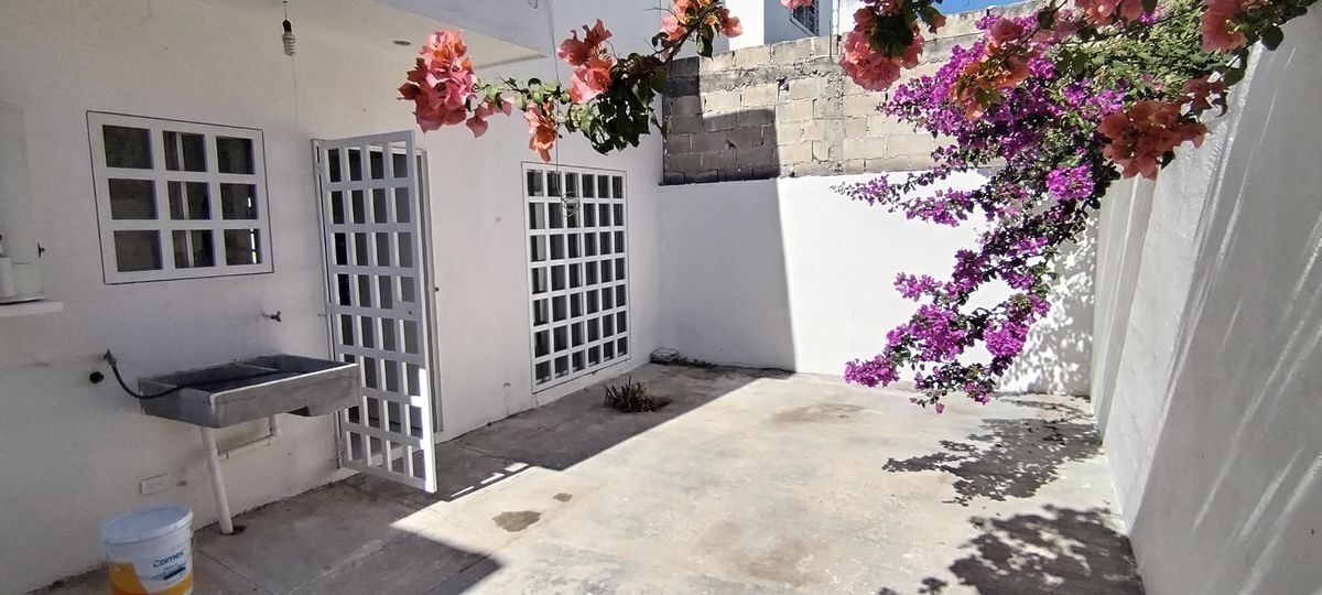 bonita-casa-en-venta-en-fraccionamiento-privado-al-poniente--de-la-ciudad9-18522