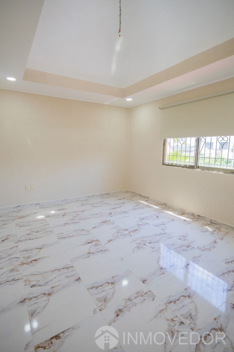 casa--4-recmaras--alberca--centro--sm12--350m239-32680