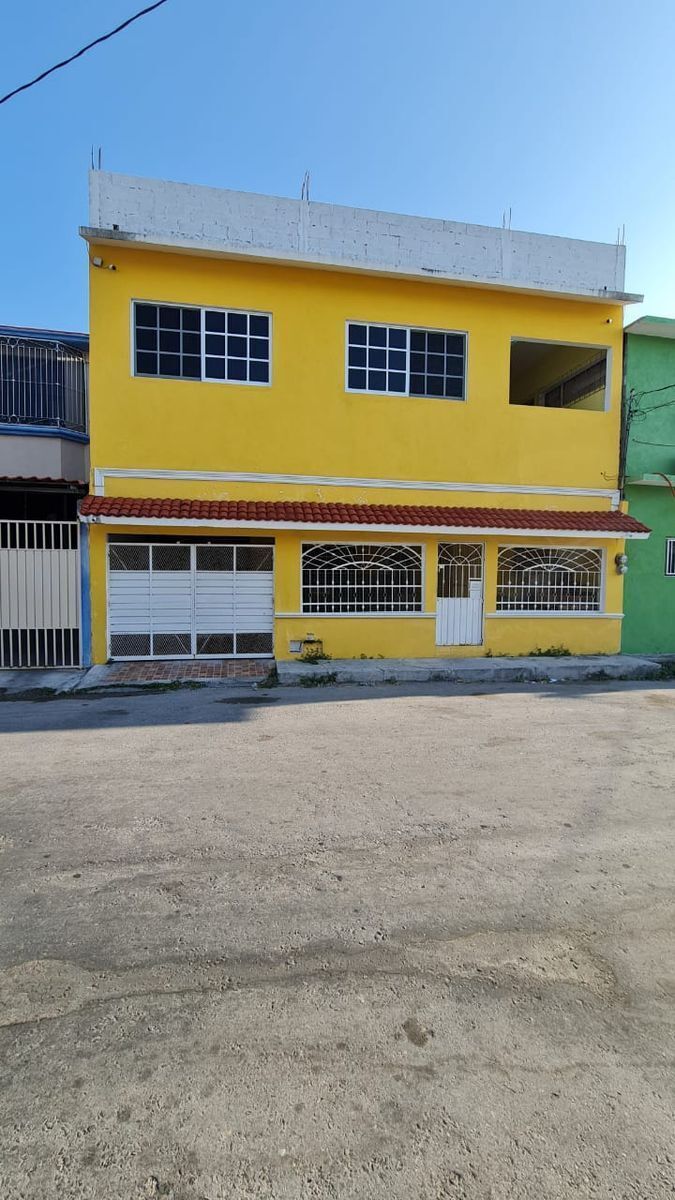 CASA + DEPARTAMENTOS EN VENTA, IDEAL PARA INVERSIONISTAS. CARMEN, CAMPECHE.