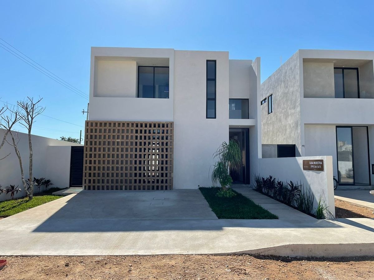 casa--en-venta-con-recmara-en-planta-baja-en-dzity3-16144