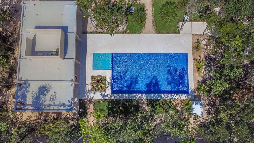 casa-3-recmaras-en-venta-en-selvanova--playa-del-carmen24-32267