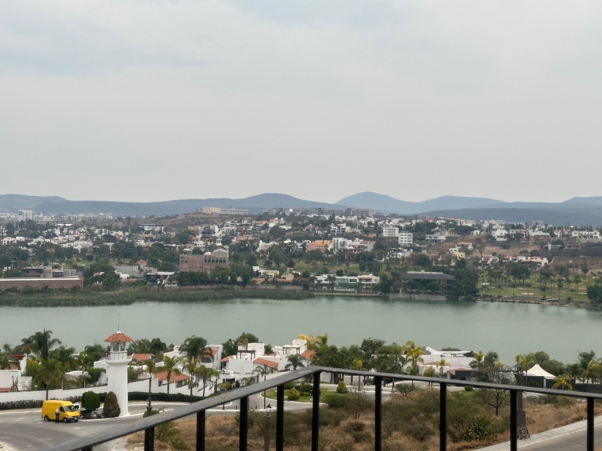 casa-amueblada-en-renta-con-vista-al-lago-en-juriquilla20-37087