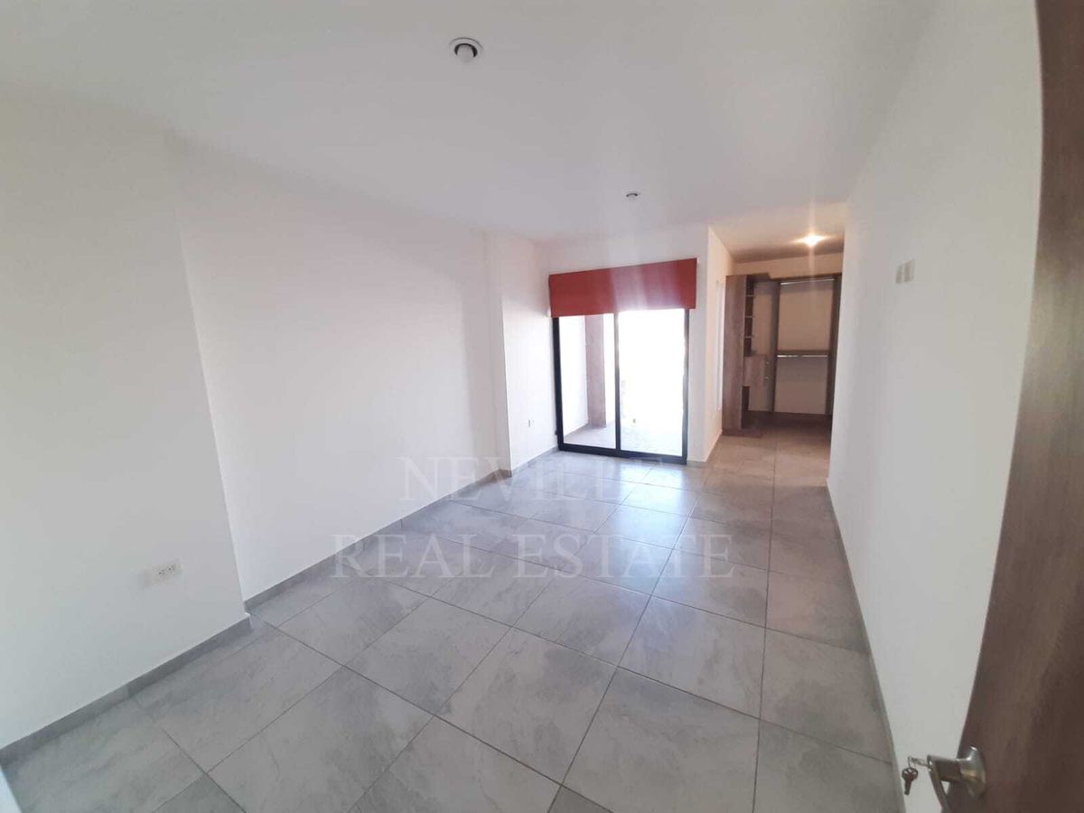 casa-con-4-rec-una-en-planta-baja-y-sala-de-doble-altura-cond-ail-zibat6-26023