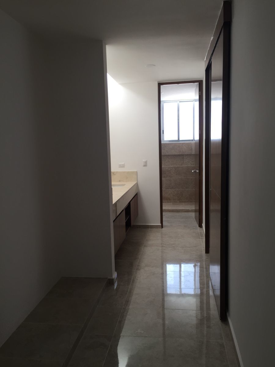 casa-con-alberca-en-venta-dentro-de-privada-en-xcanatn-zona-norte-merida19-32234