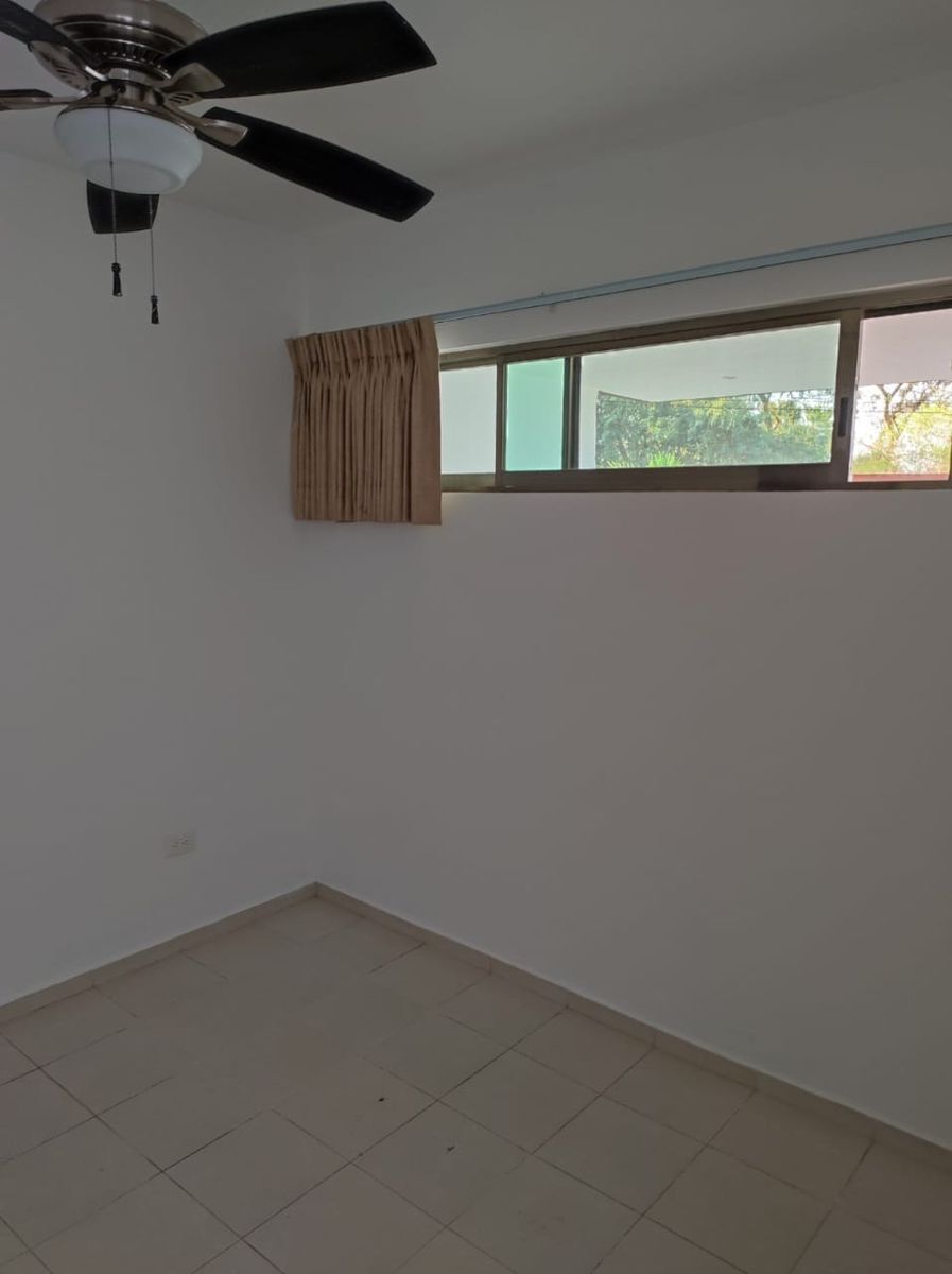 casa-con-alberca-en-venta-en-montebello-zona-norte-de-merida19-36082