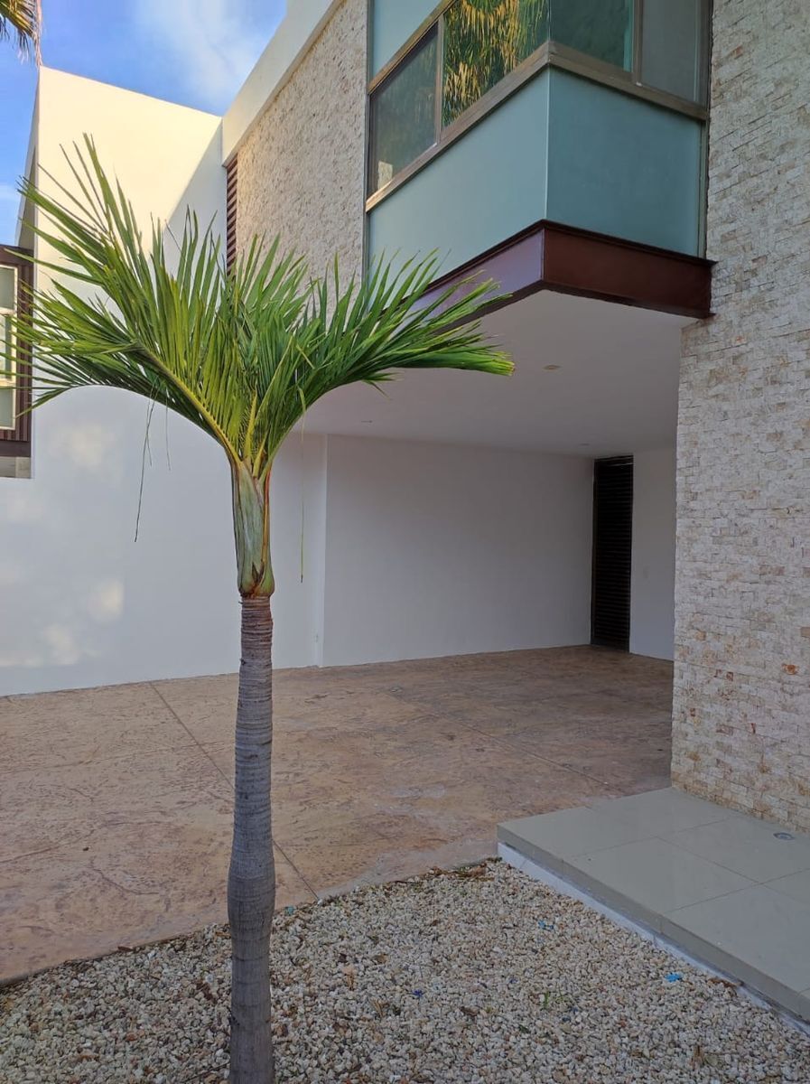 casa-con-alberca-en-venta-en-montebello-zona-norte-de-merida21-36082