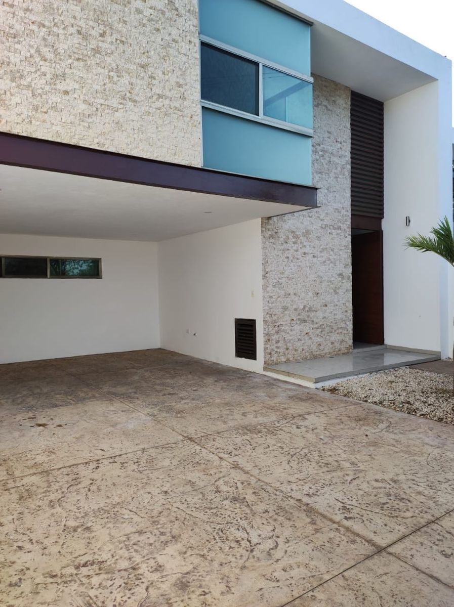 casa-con-alberca-en-venta-en-montebello-zona-norte-de-merida4-36082