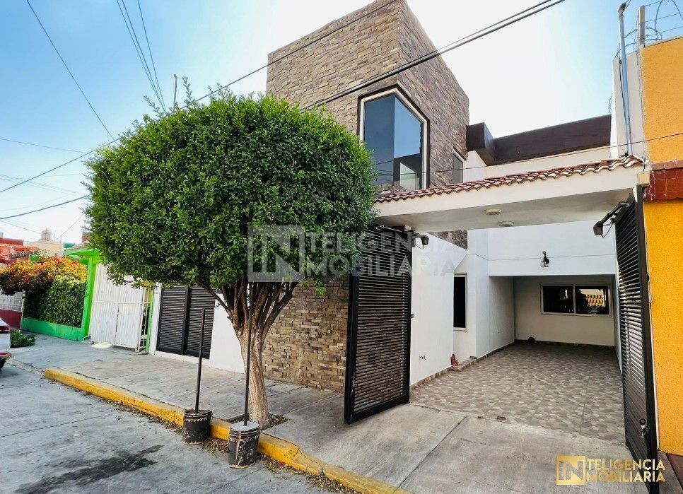 CASA CON HERMOSOS ACABADOS EN VENTA UBICADA EN TEXCOCO