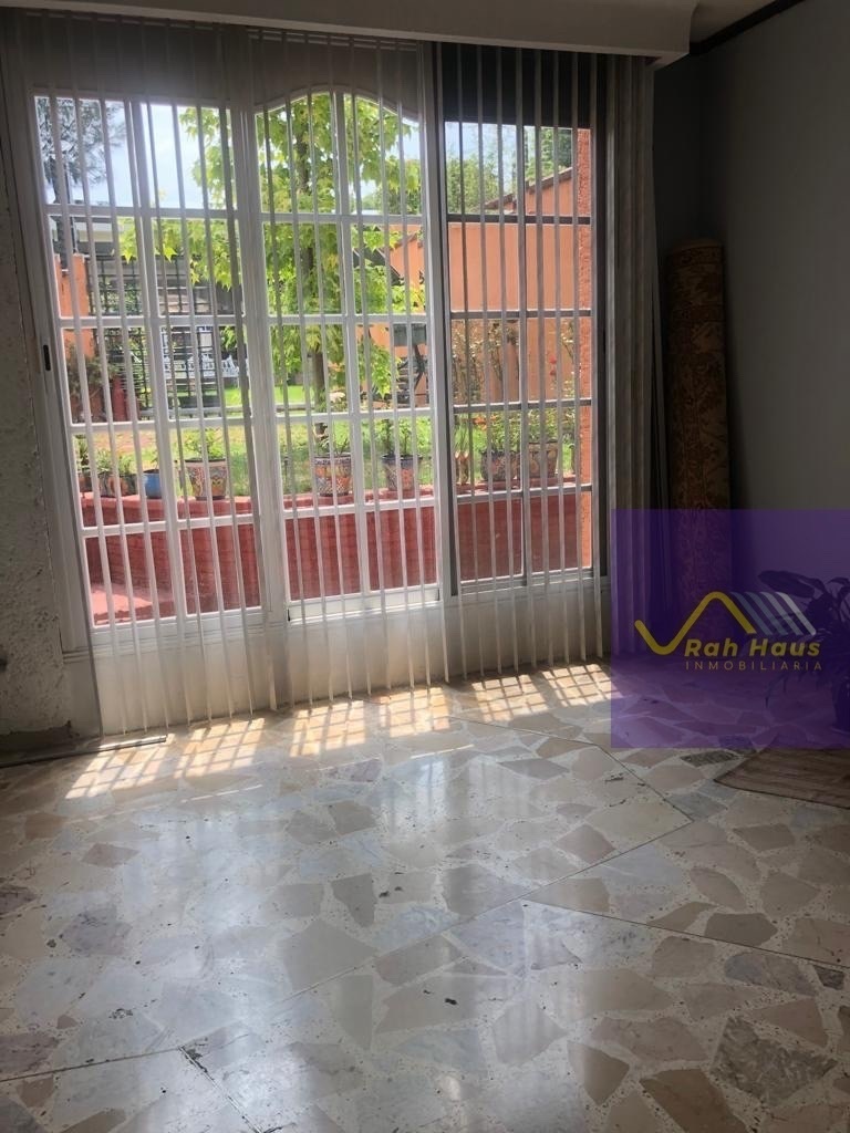 casa-con-muy-buenos-espacios-y-calle-cerrada-con-seguridad-en-viveros-de-la-loma7-25860