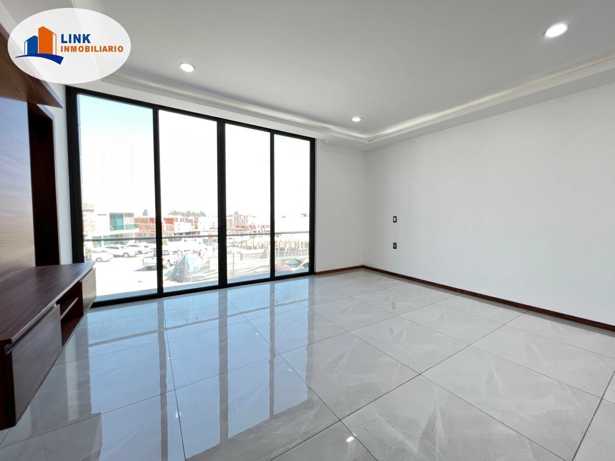 casa-con-roof-garden-y-3-pisos-la-cima-zapopan17-12477