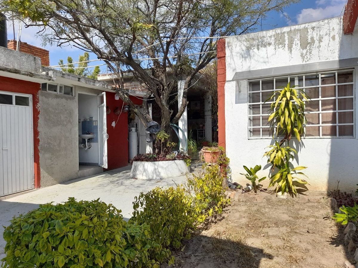 casa-con-terreno-en-venta-en-comanjilla-muy-cerca-de-la-carretera17-28714