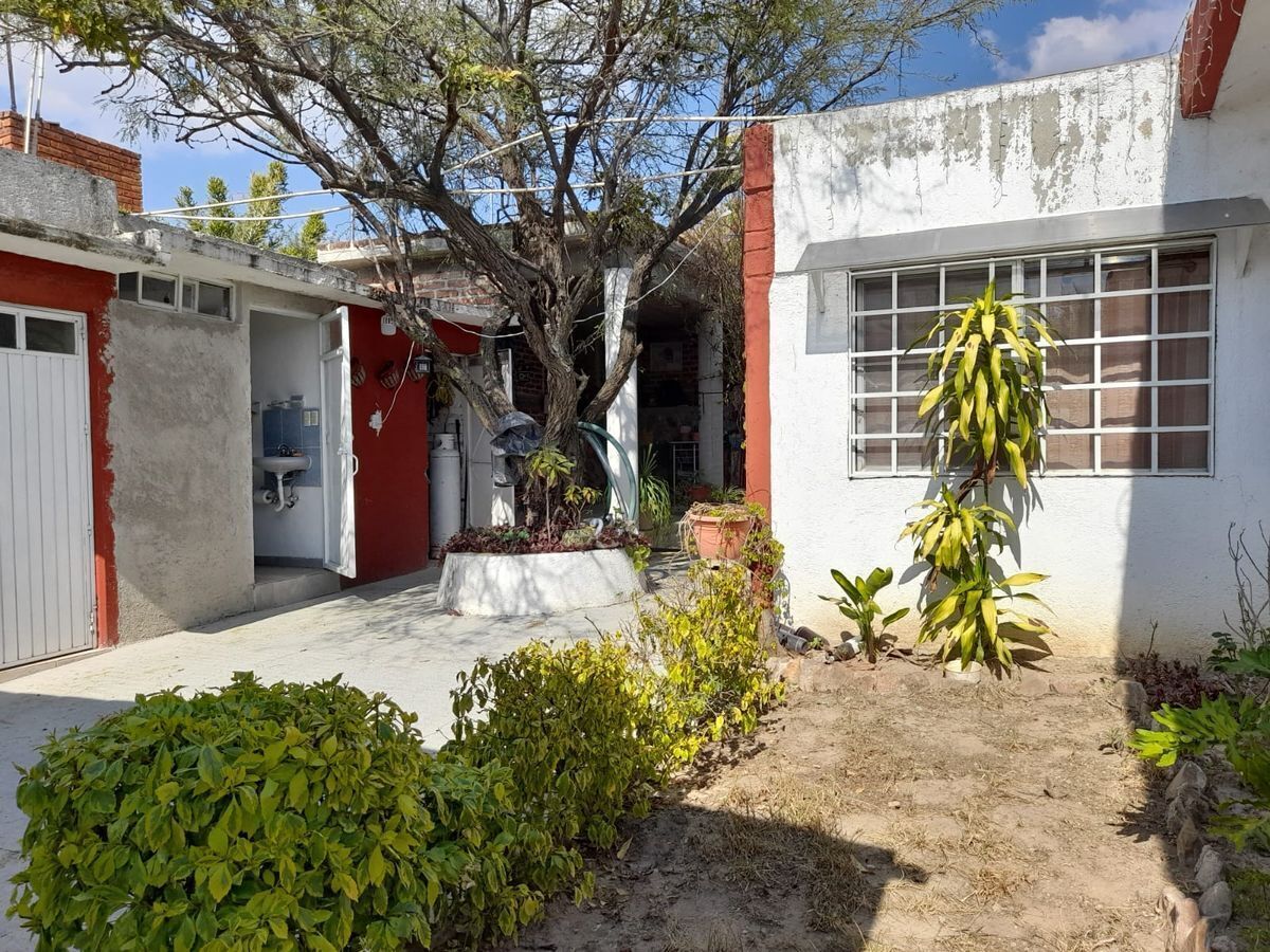 casa-con-terreno-en-venta-en-comanjilla-muy-cerca-de-la-carretera6-28714