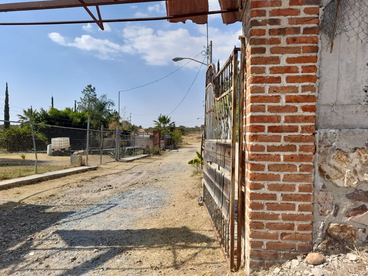 casa-con-terreno-en-venta-en-comanjilla-muy-cerca-de-la-carretera7-28714