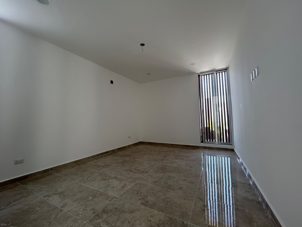 casa-de-entrega-inmediata-en-privada-merida-xcanatun38-33568