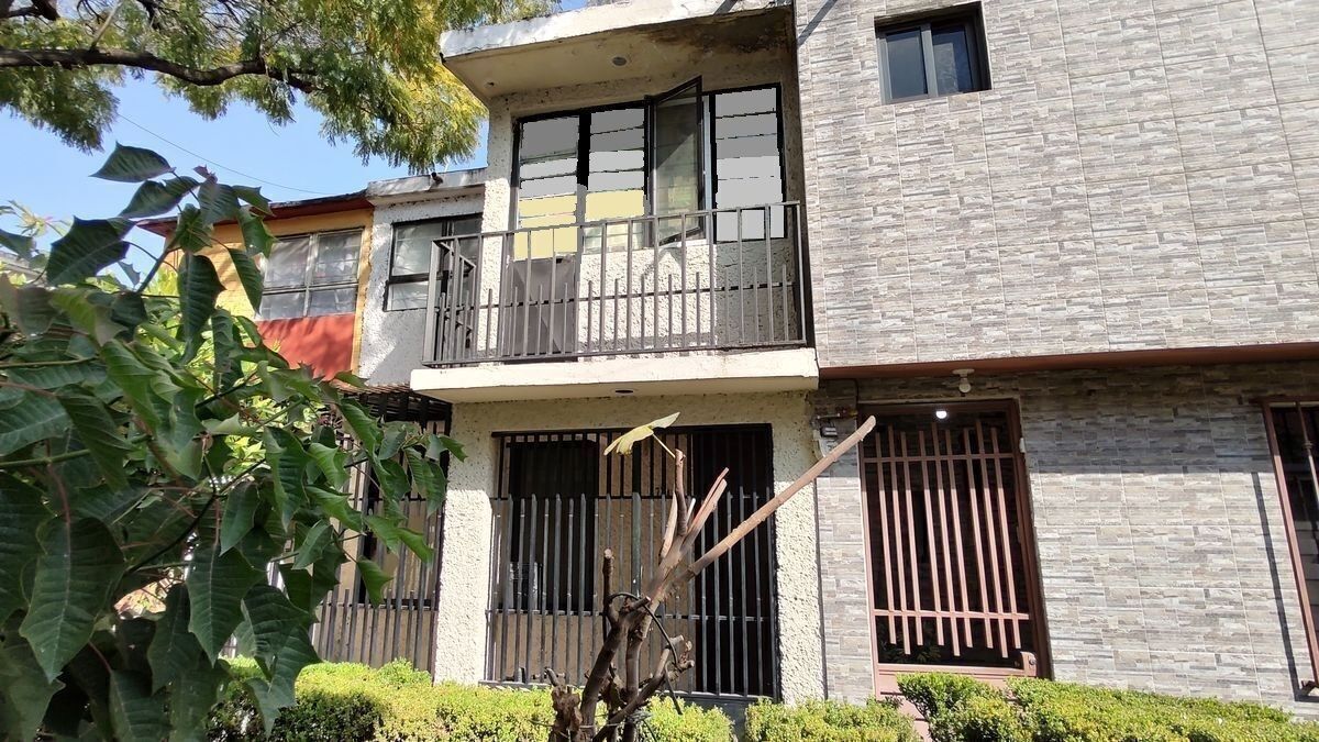 Casa en andador en colonia CTM en Coyoacán.