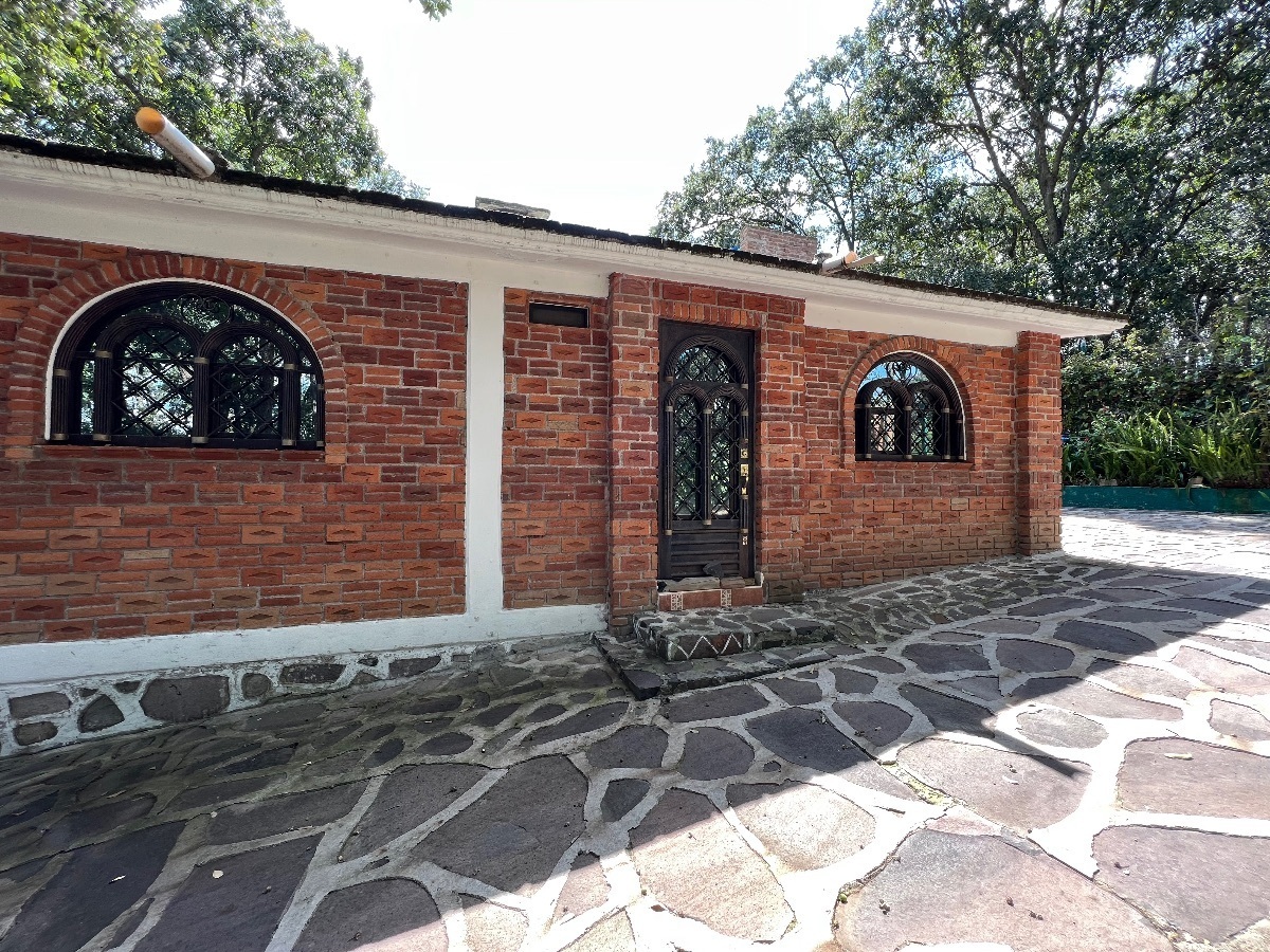 CASA EN AVENIDA JUAREZ, VILLA DEL CARBÓN