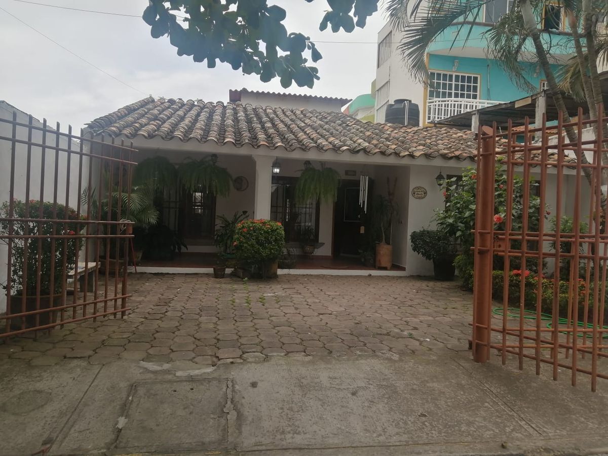 CASA EN COL. GRACIANO SANCHEZ, VERACRUZ