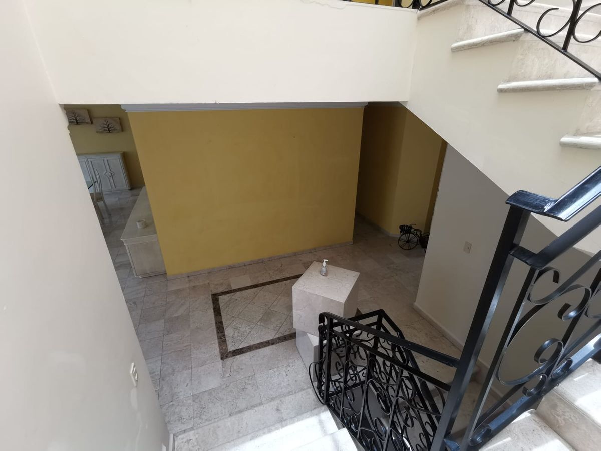 casa-en-condominio-en-renta-y-venta-en-hacienda-de-las-palmas-huixquilucan9-36491