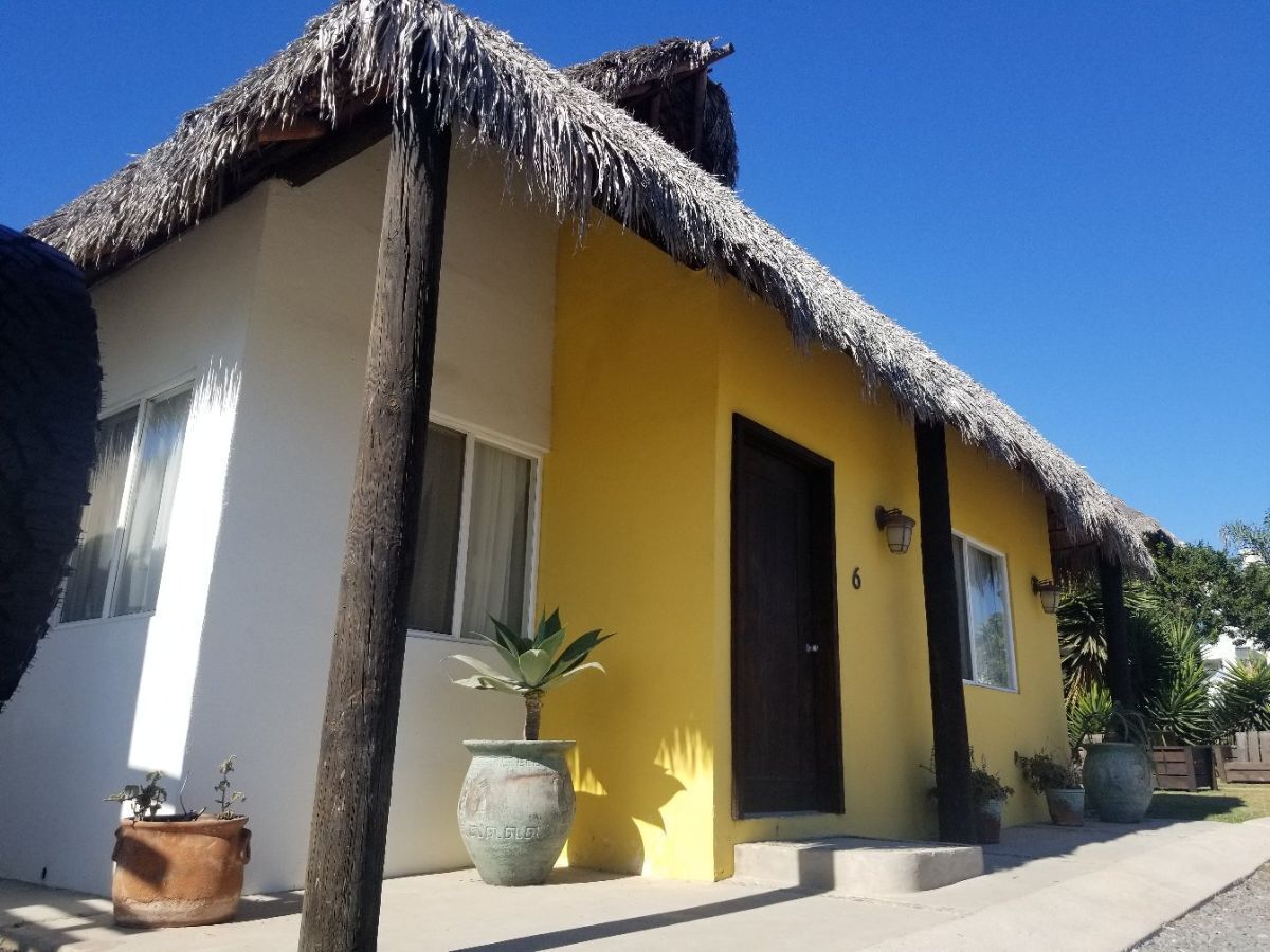 CASA EN EXCLUSIVA PRIVADA CON ACCESO A PLAYA