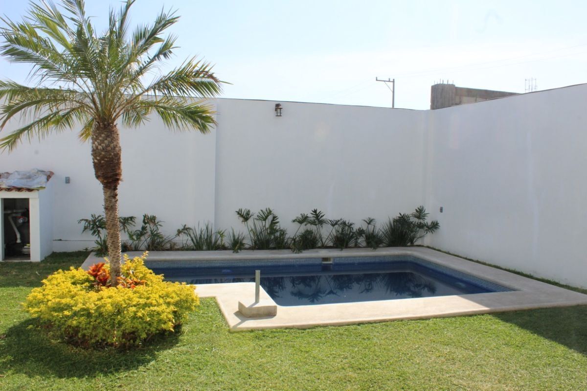 casa-en-fraccionamiento-con-alberca-y-jacuzzi4-34762