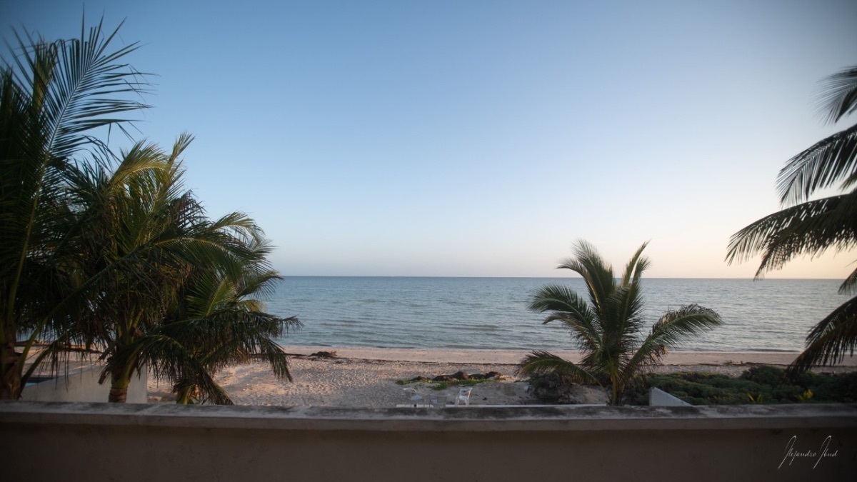 Casa en Primera fila Chicxulub Puerto Amueblada