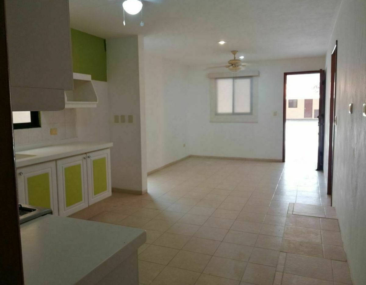 casa-en-privada-dentro-de-mrida12-32083