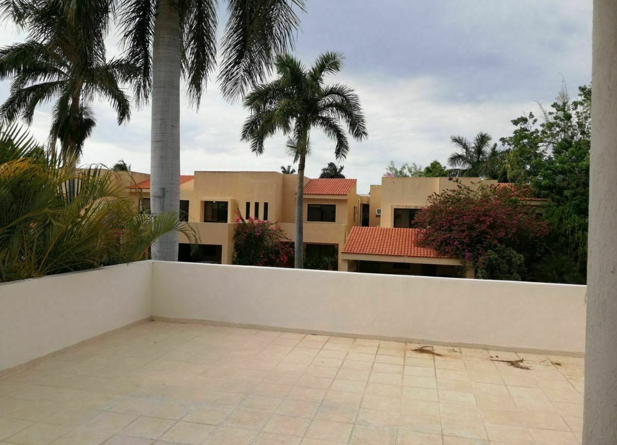 casa-en-privada-dentro-de-mrida27-32083