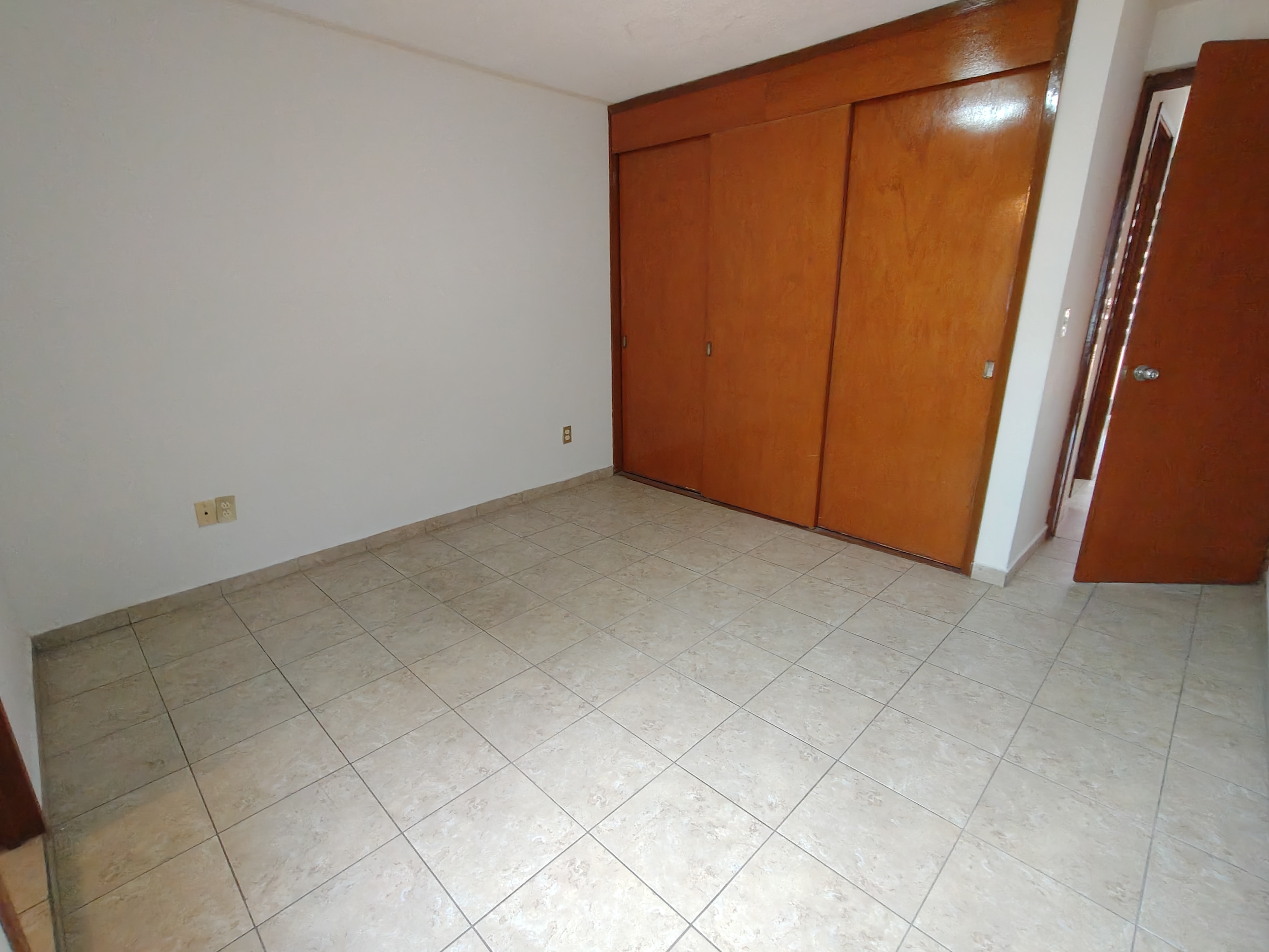 casa-en-privada-en-el-jacal-a-espaldas-del-hospital-san-jose-3-rec-3-ba13-38660