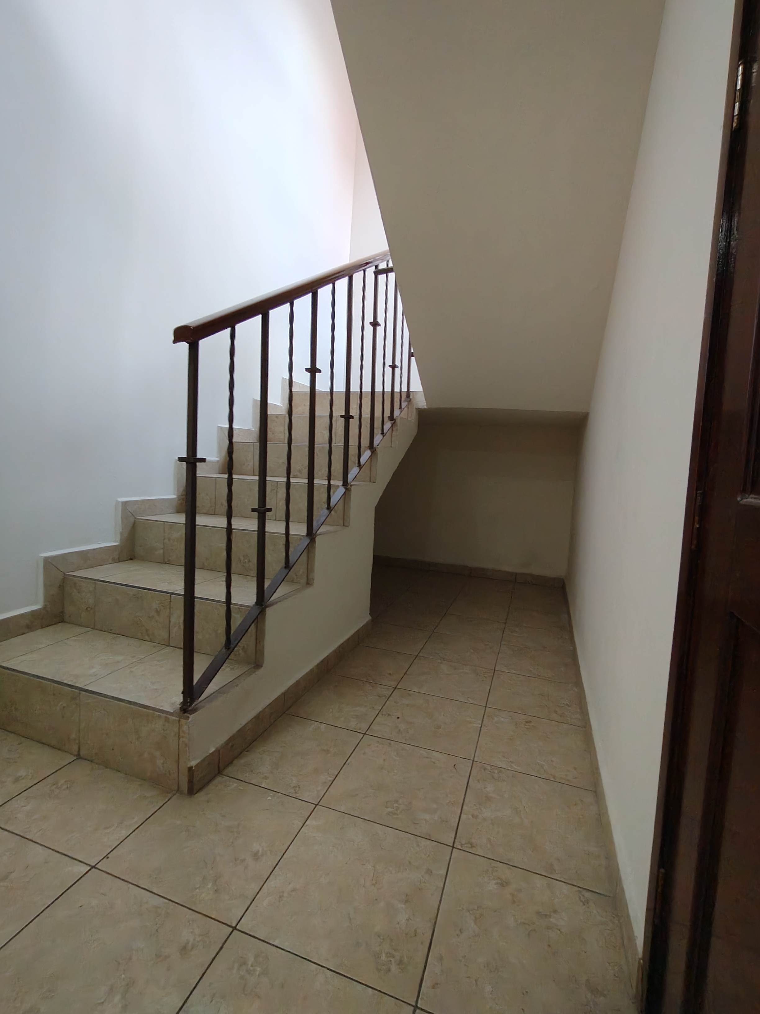 casa-en-privada-en-el-jacal-a-espaldas-del-hospital-san-jose-3-rec-3-ba5-38660