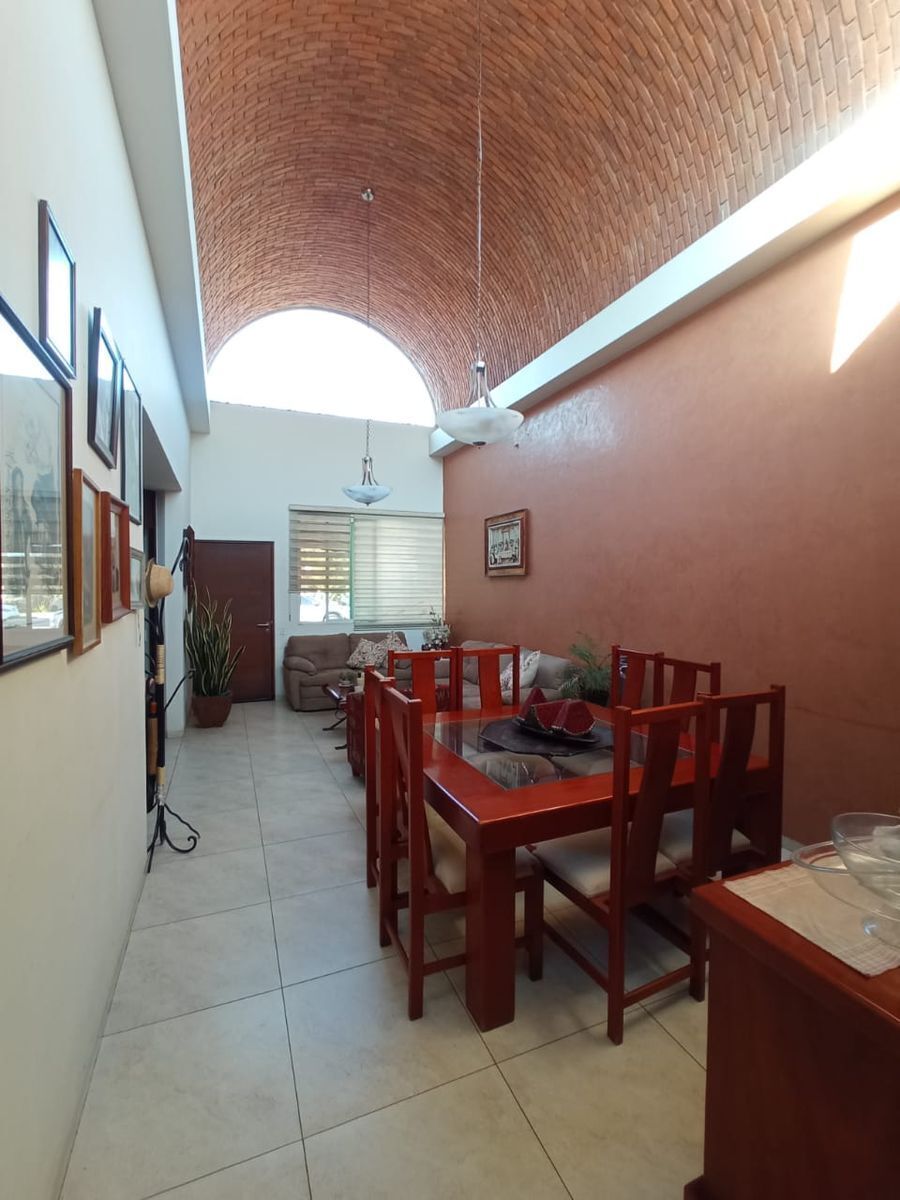 casa-en-real-iii-en-zapopan5-27235