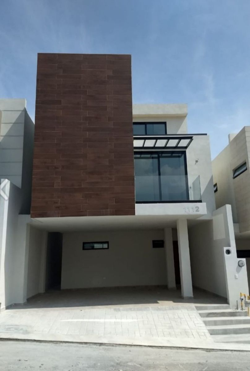 CASA EN RENTA  FRACCIONAMENTO CUMBRES  PLATINUM