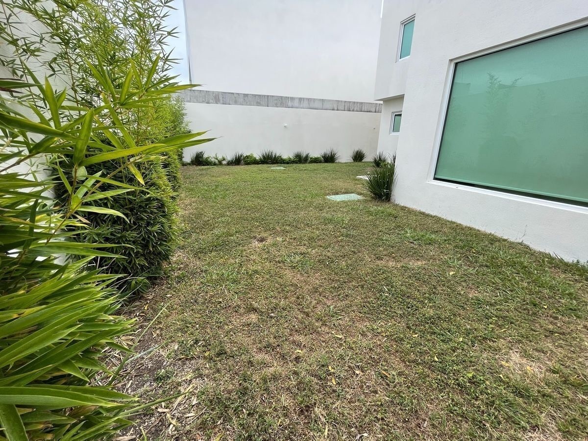 casa-en-renta-amueblada-en-residencial-san-patricio19-27472