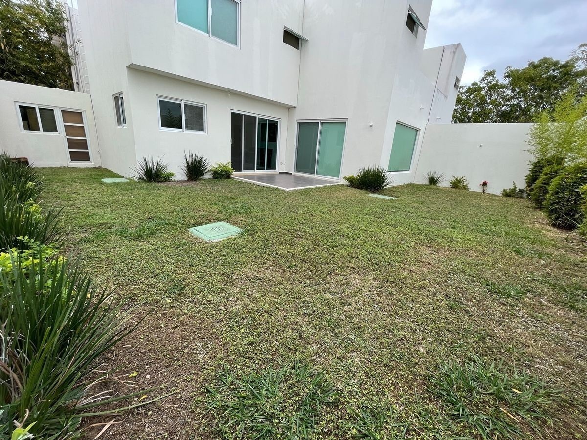 casa-en-renta-amueblada-en-residencial-san-patricio20-27472