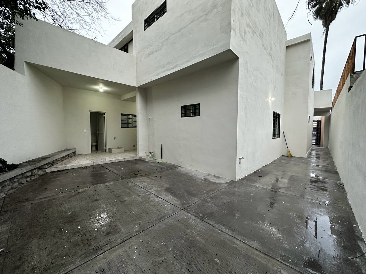 casa-en-renta-con-cuarto-en-planta-baja-colonia-anahuac-san-nicolas-de-los-garza20-15786