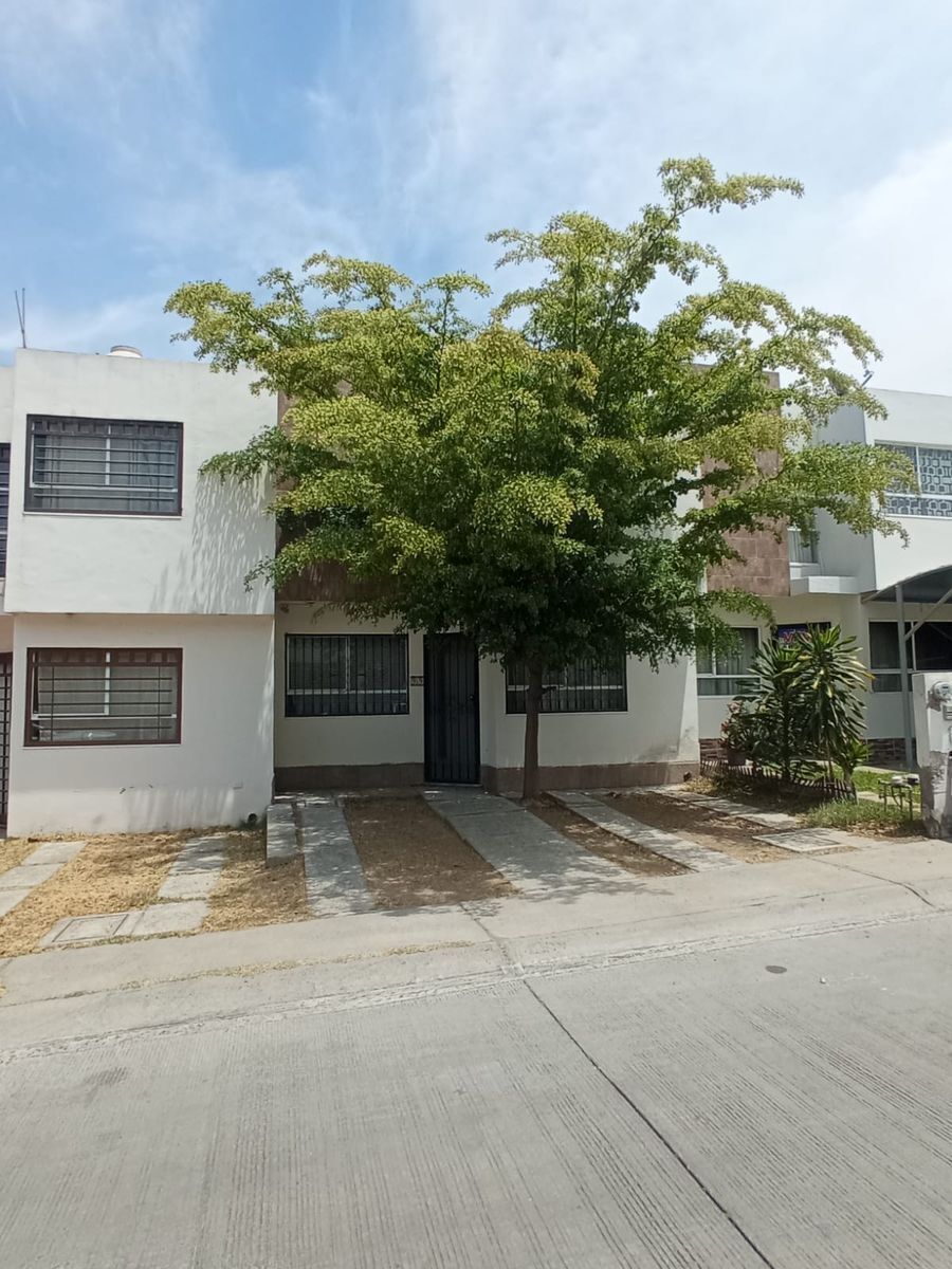 Casa en Renta, Coto Pedregal del Bosque, San Pedro Tlaquepaque