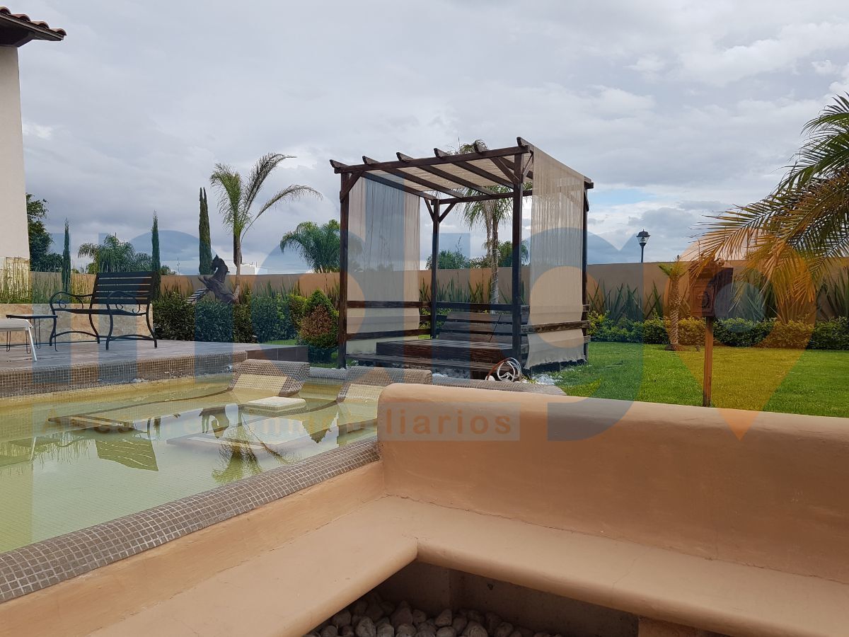 casa-en-renta-en-balcones-de-juriquilla-sin-amueblar-un-solo-piso22-38076