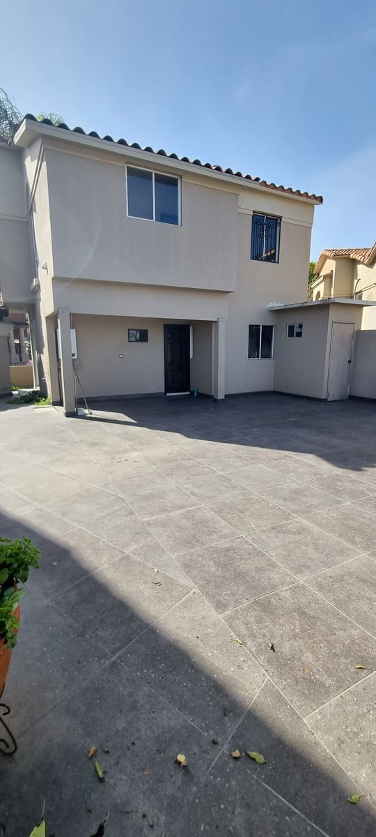 casa-en-renta-en-colinas-del-rey-tijuana-cerca-a-zona-rio7-29099