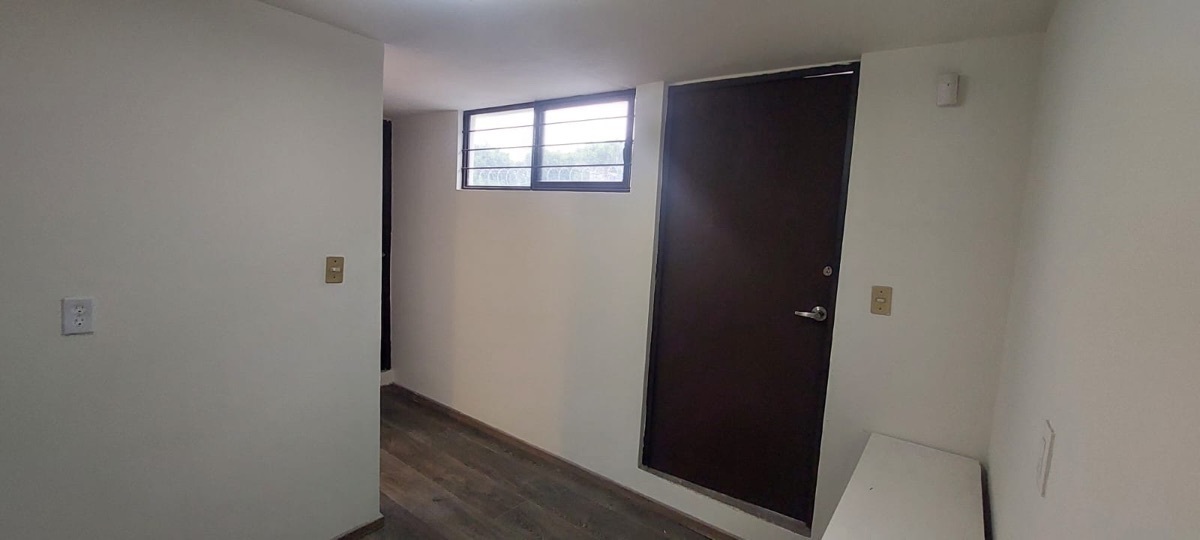 casa-en-renta-en-fuente-de-diana-tecamachalco-390mts-const-3-rec-3-ba-2-est33-21072