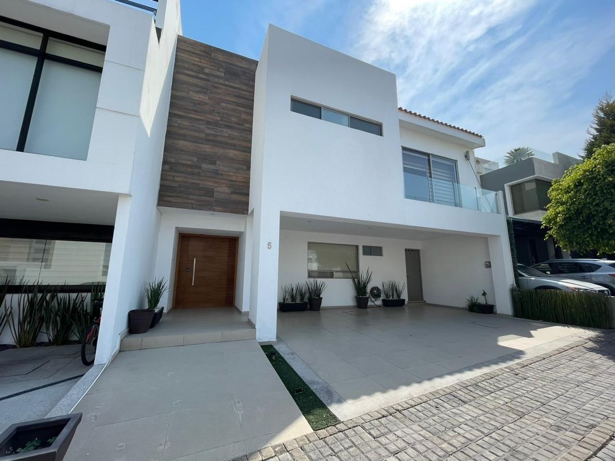 Casa en renta en Lomas de Angelópolis