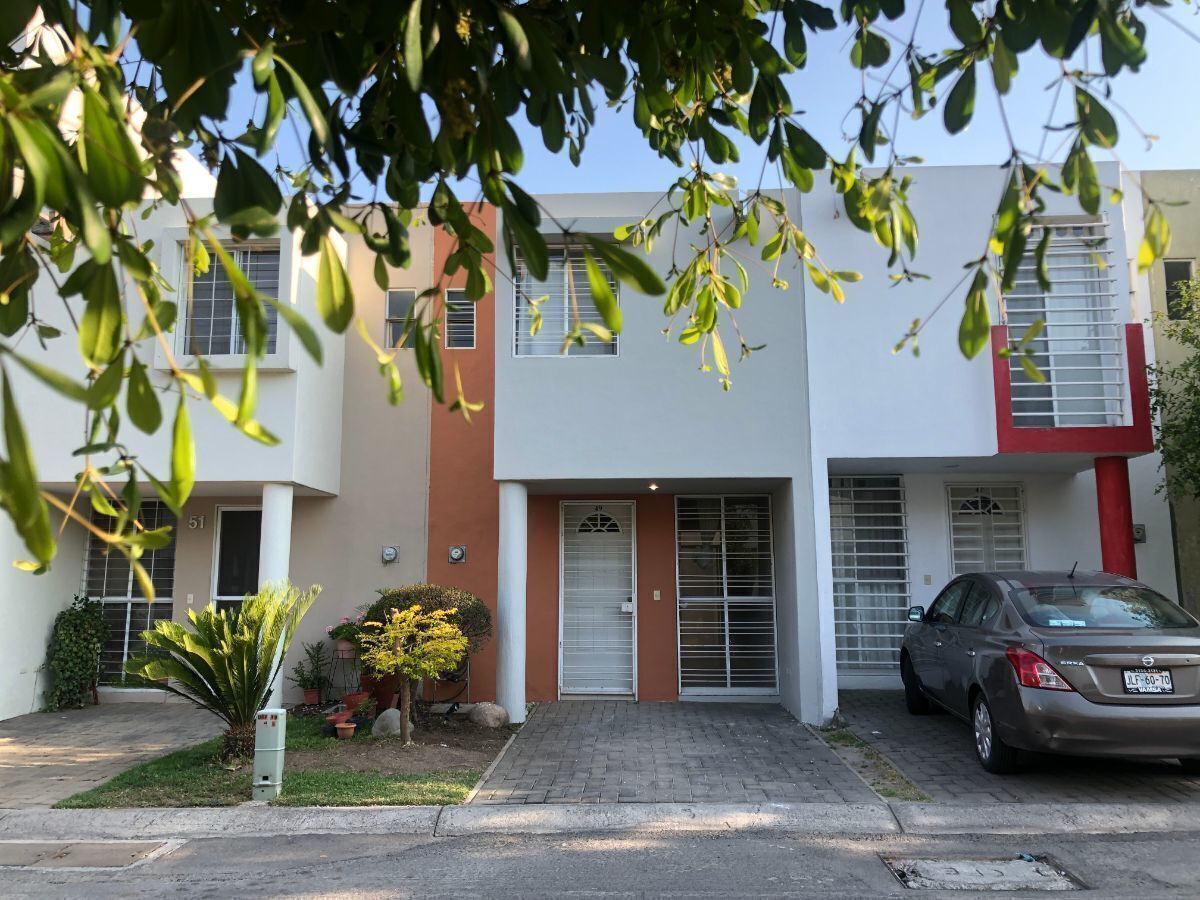 Casa en Renta en Loreto, Detrás de Punto Sur, Gdl